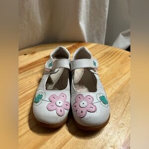 Floral Kids Shoes - White and Pink